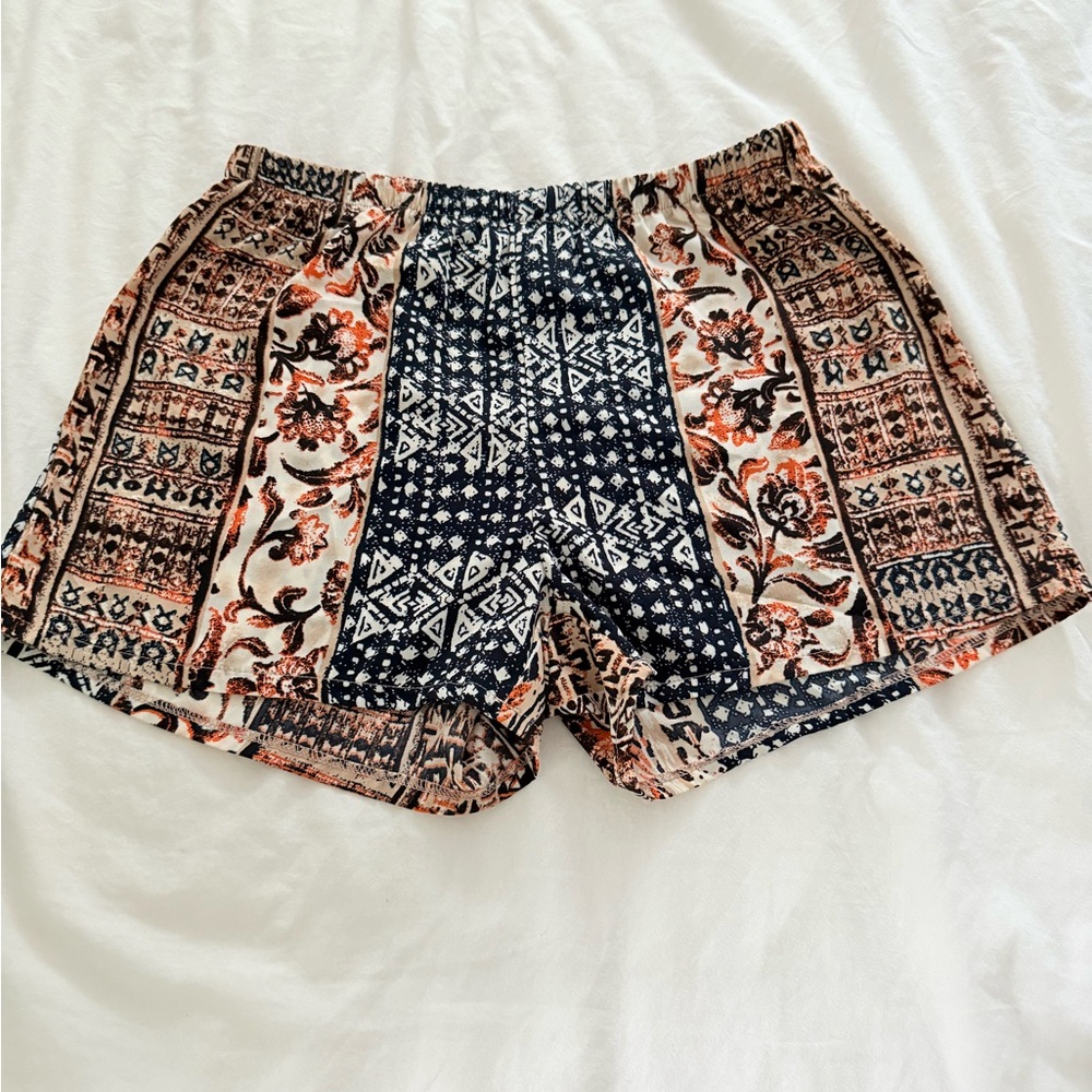 Patterned Women's Shorts Sz M